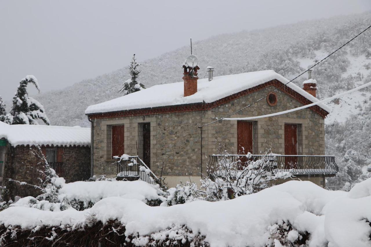 Gite 3 Etoiles Chez Nath Et Tony Taurinya Exterior foto